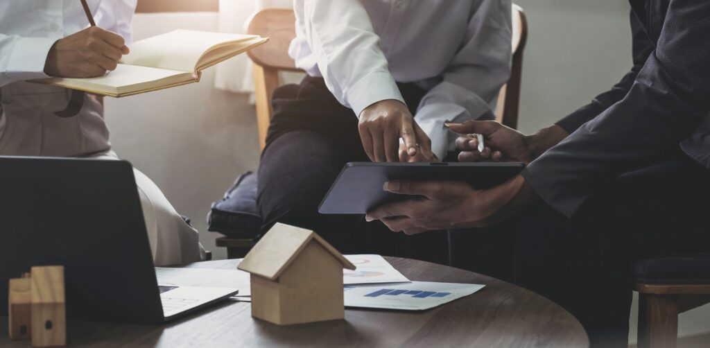 How Property Investors Use Bridging Loans for Portfolio Expansion and Higher Returns