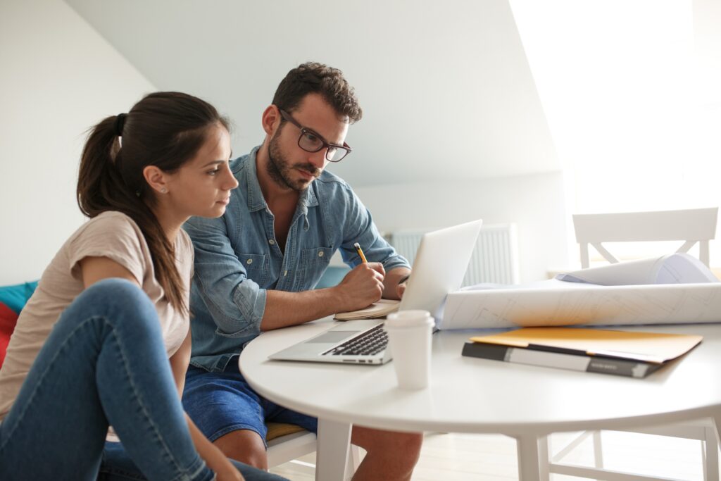Closed vs Open Bridging Loans: Choosing the Right Option